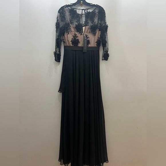 Black High-Low Lace Appliqué long sleeve Evening Dress - Picture 7 of 10